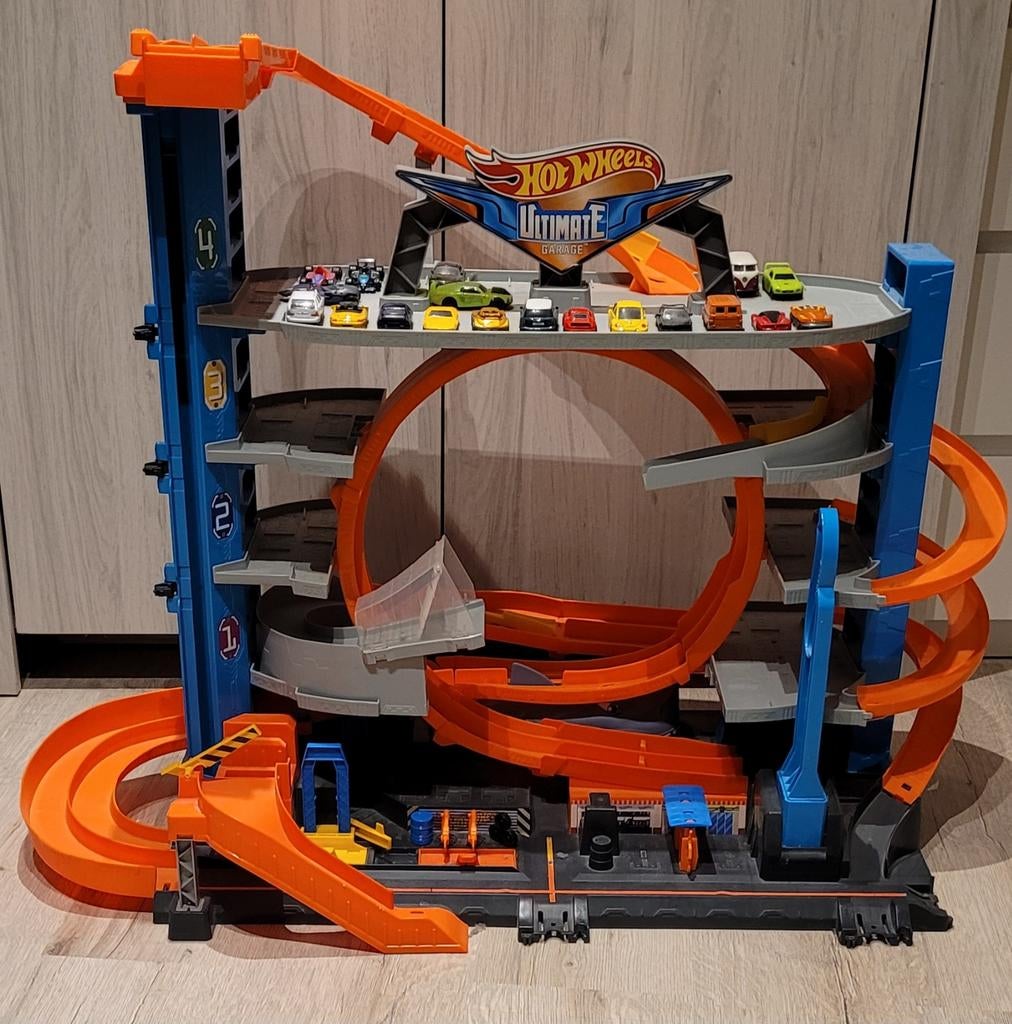 Hot wheels ultieme garage, Kinderen en Baby's, Ophalen, Racebaan, Zo goed als nieuw, Hot Wheels