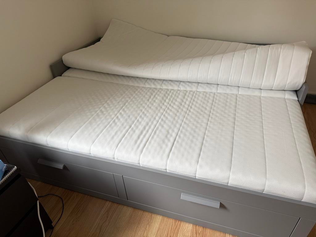 Afhalen  in Gent dringend!, Huis en Inrichting, Slaapkamer | Bedden, Ophalen, Zo goed als nieuw