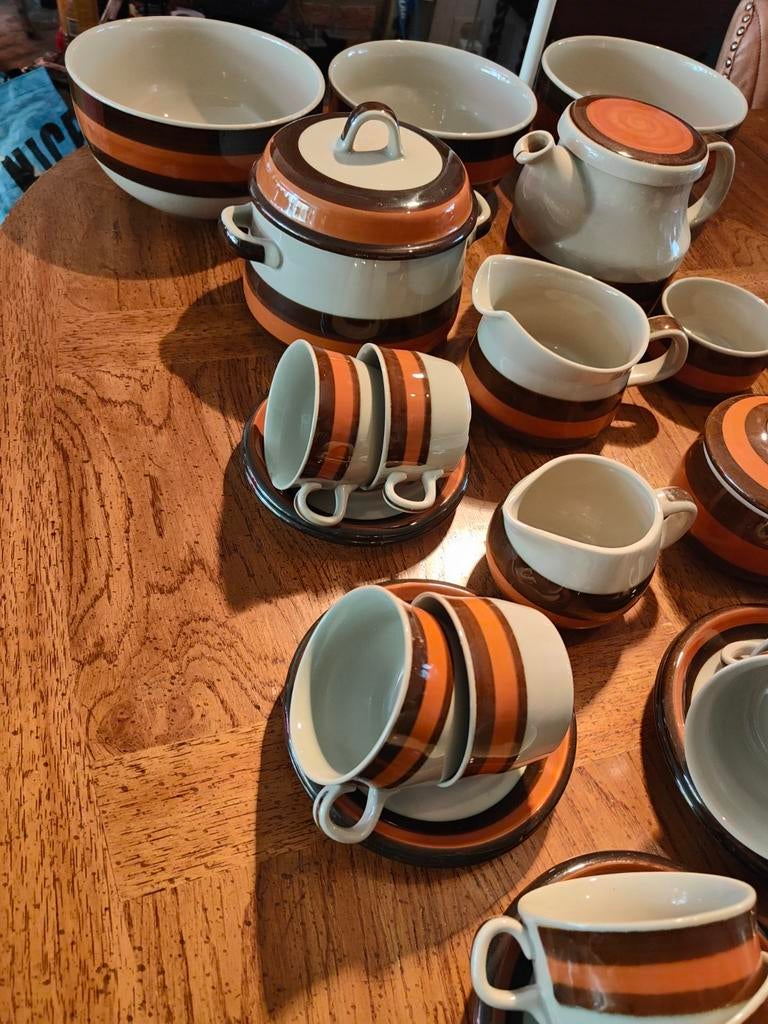 Zweeds keramische ANNIKA Rorstrand Marianne Westman 63 delig, Antiek en Kunst, Antiek | Keramiek en Aardewerk, Ophalen of Verzenden