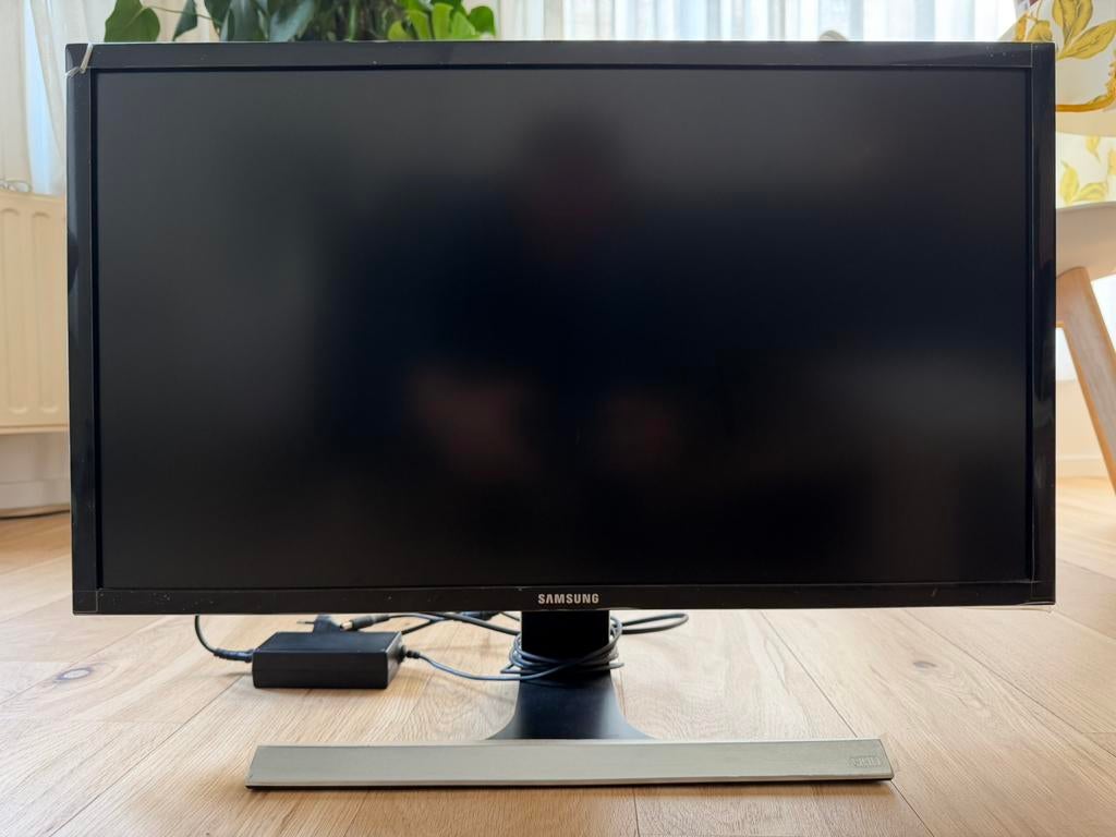 Écran 28” 4K UHD – Samsung – État impeccable, Moins de 1 ms, Comme neuf, Ultra HD (4K), Enlèvement