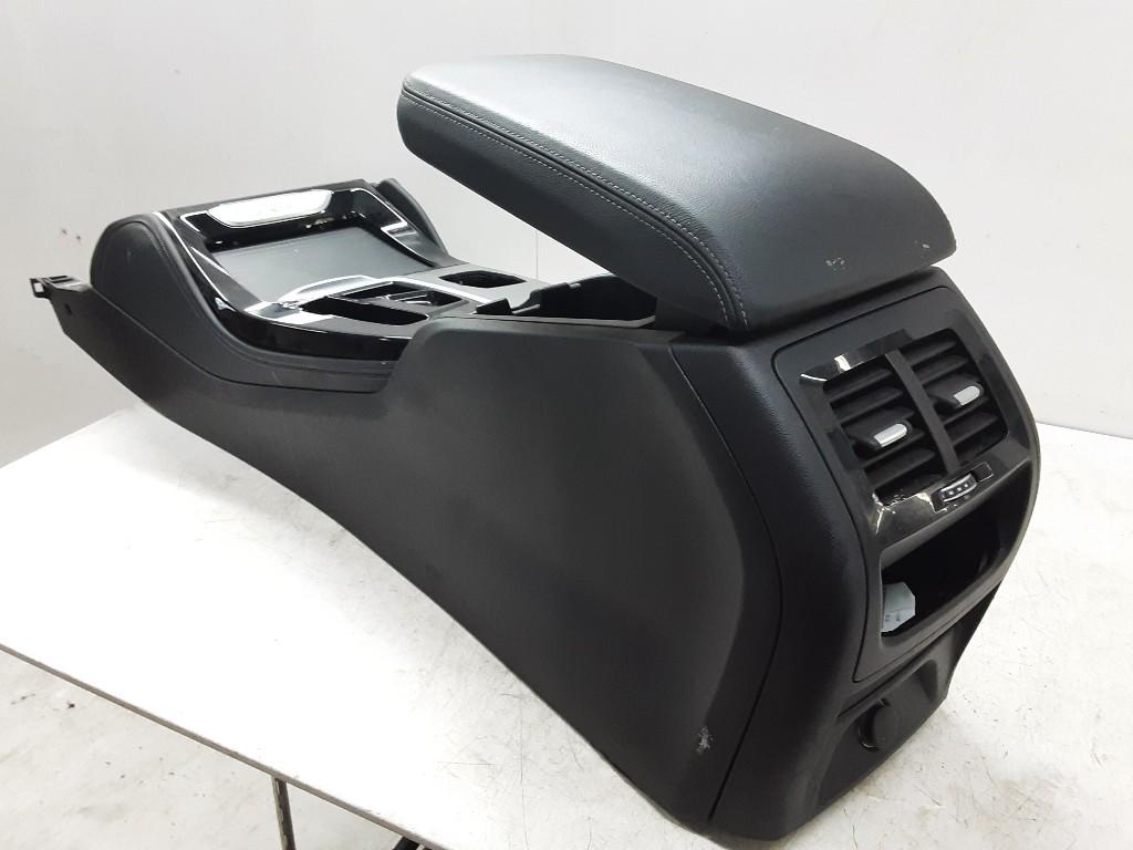 CONSOLE CENTRALE BMW X4 (G02) (01-2018/06-2020), Mevr. I. Hauben, Utilisé, BMW, Rue de l'Espoir 34 34
4030  GRIVEGNÉE, BE