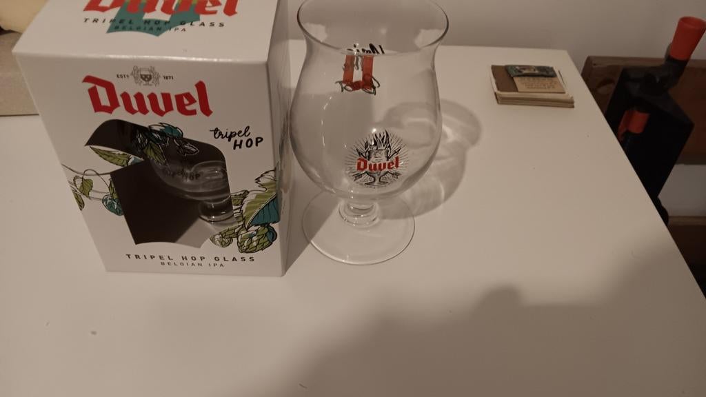 2 duvel glazen, Verzamelen, Biermerken, Ophalen of Verzenden, Zo goed als nieuw, Duvel