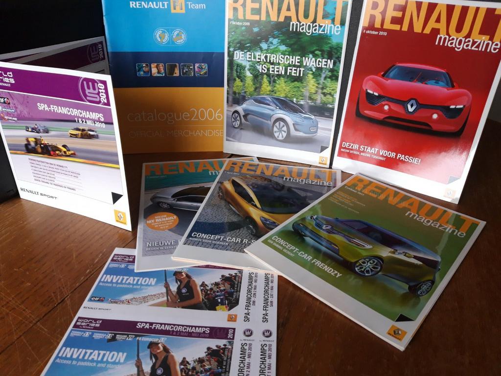 Renault  magazines  en F1 cataloog  ., Boeken, Verzenden, Nieuw, Renault  België, Renault