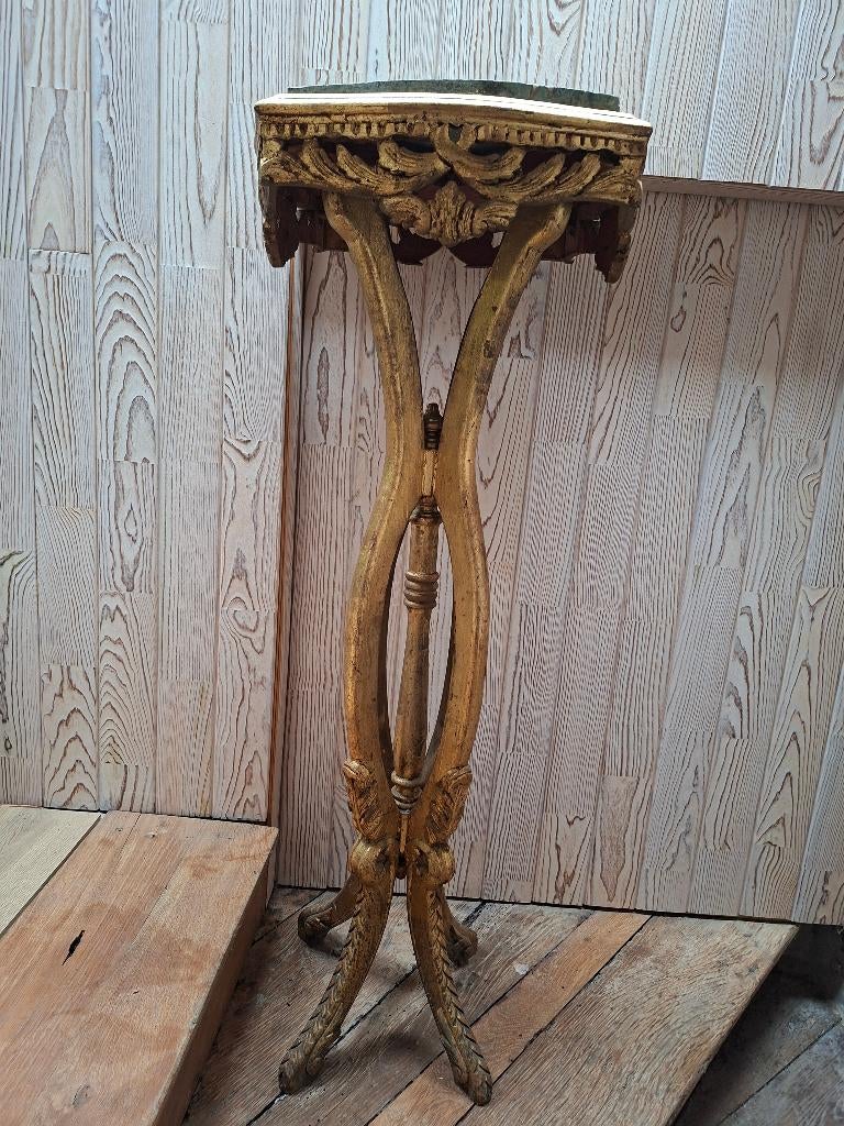 Groot zadel met marmeren bovenkant, Ophalen