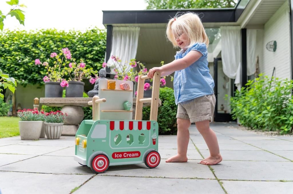 Houten loopwagen en duwwagen ijscotruck I'm Toy, Kinderen en Baby's, Speelgoed | Houten speelgoed, Ophalen of Verzenden, Nieuw