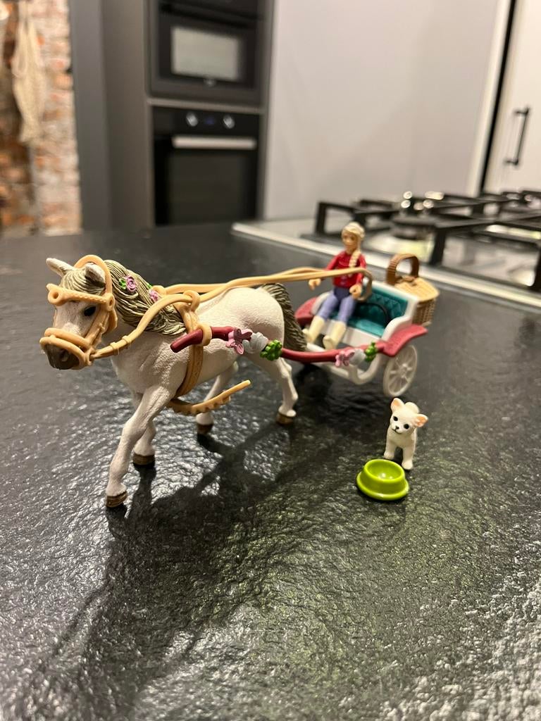 Sleich paardje met koets, Ophalen, Zo goed als nieuw