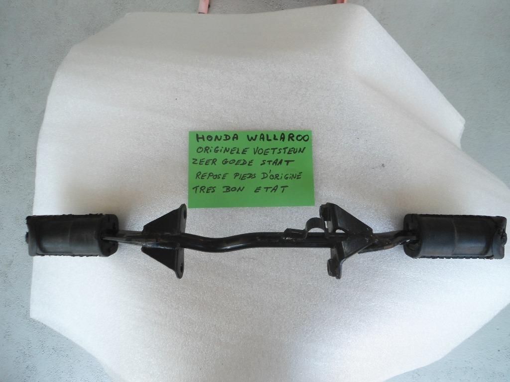 Honda wallaroo : repose-pieds original avec caoutchoucs, Vélos & Vélomoteurs, Enlèvement, Comme neuf, Cadre, Honda wallaroo