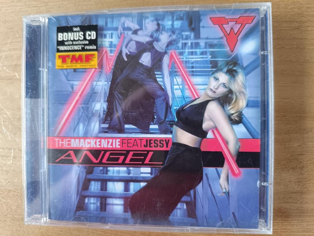 Le Mackenzie avec Jessy - Angel, Enlèvement ou Envoi, Comme neuf