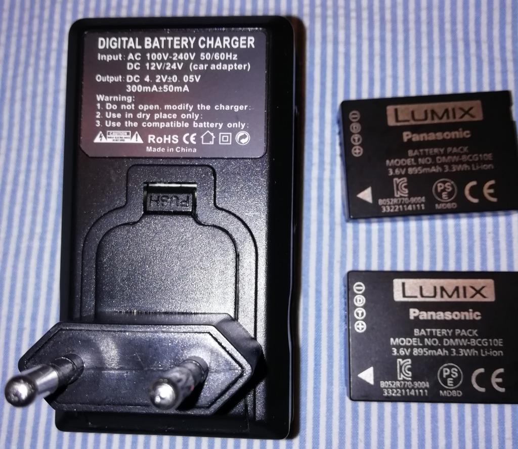 Adaptateur avec 2 batteries pour appareil photo Panasonic, Enlèvement, Comme neuf