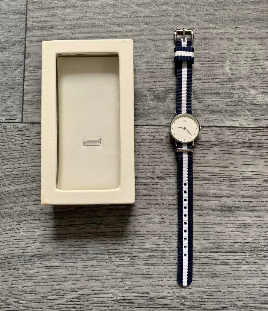 Montre Daniel Wellington, Comme neuf
