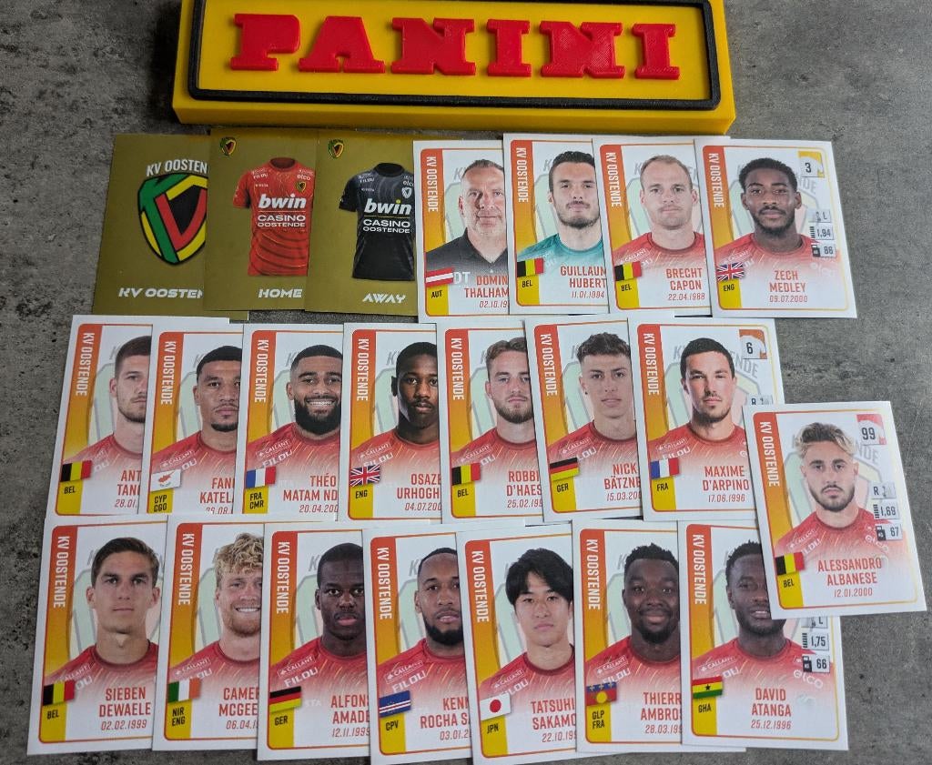 Panini FOOTBALL 2022/23 22 STICKERS KV OOSTENDE  VOETBAL, Ophalen of Verzenden, Nieuw
