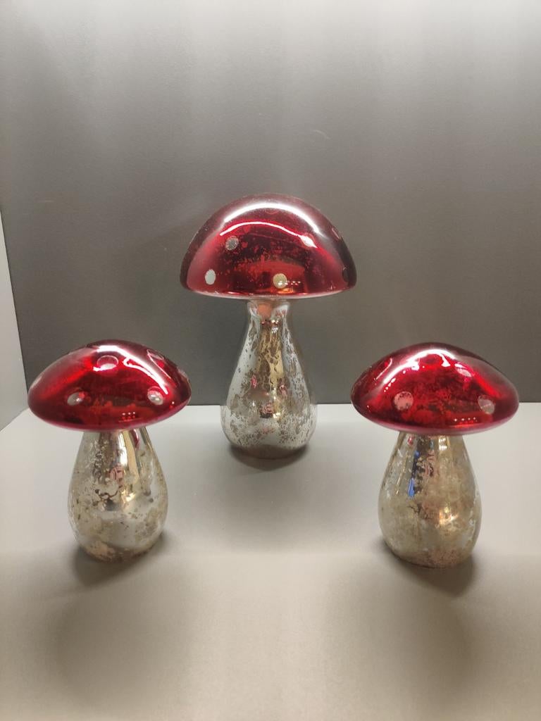 Glazen champignons, Ophalen