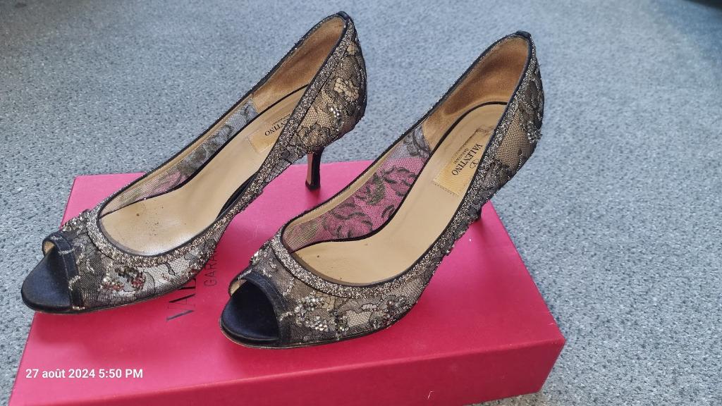 Chaussures dames, Enlèvement ou Envoi, Beige, Chaussures à haut talons, Comme neuf