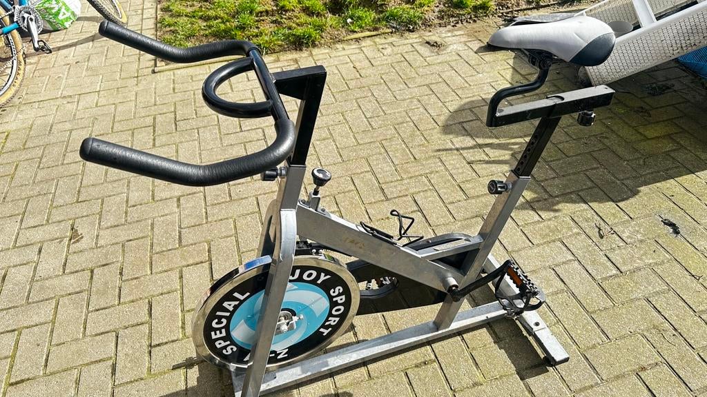 Spinning, Sport en Fitness, Ophalen, Overige materialen, Gebruikt, Spinningfiets