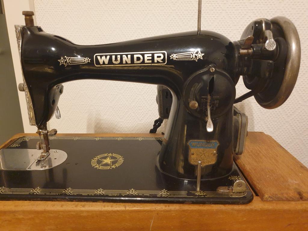 Stikmachine Wunder, Antiek en Kunst, Antiek | Naaimachines, Ophalen
