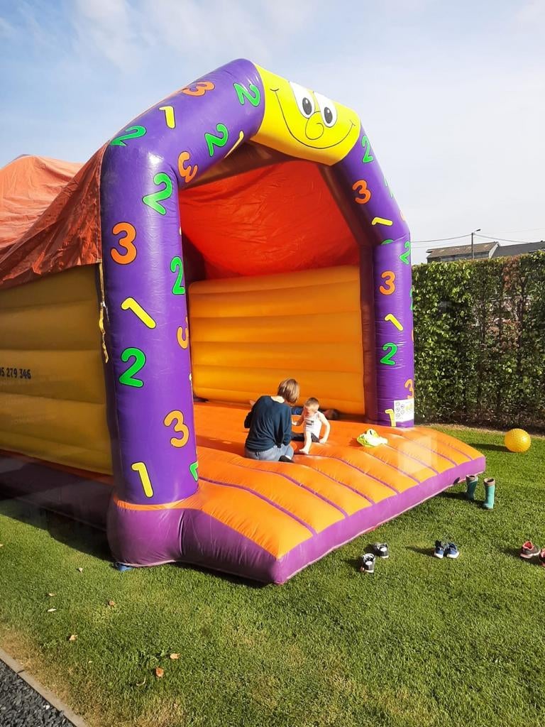 A vendre château gonflable état impeccable et 2 er souffleur, Hobby & Loisirs créatifs