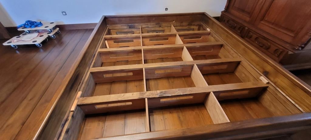 Eiken beddenbak  180 x 200 binnenkant, Ophalen, Zo goed als nieuw