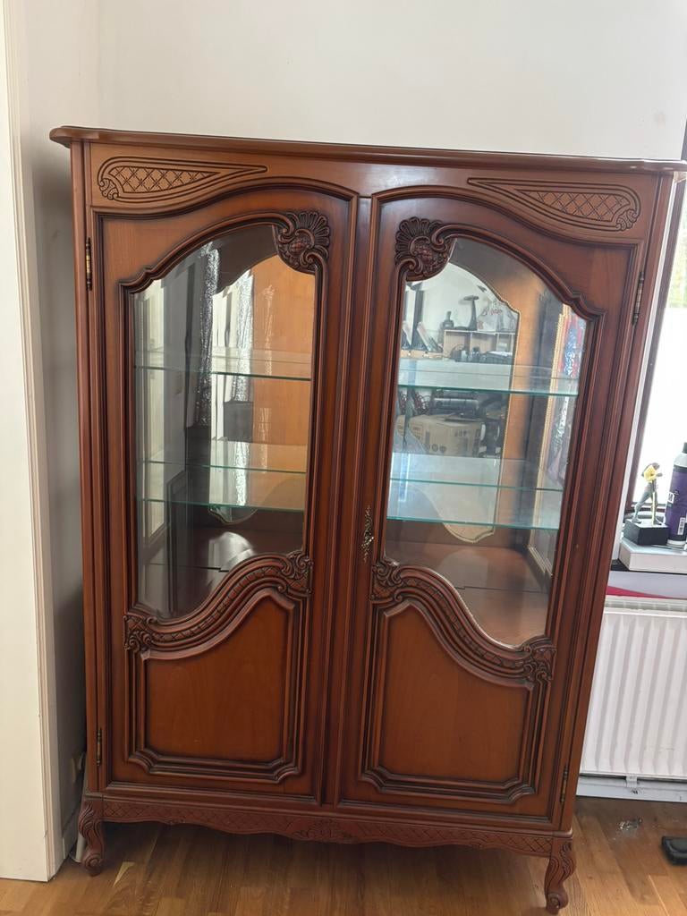 Vitrine, Enlèvement