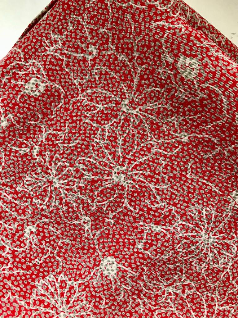 fleurs rouge crème beige polyester vintage années 1980, Hobby & Loisirs créatifs, Rouge, Enlèvement ou Envoi, Comme neuf, Polyester