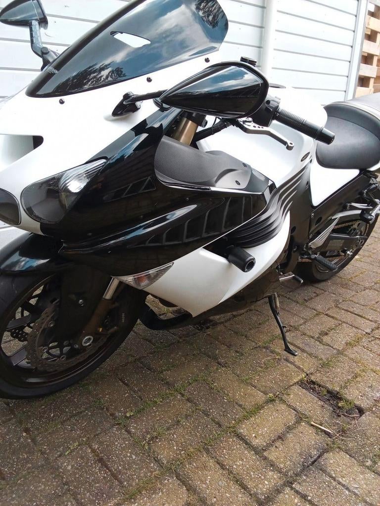 Kawazaki zzr 1400 ong 220pk full akra, Motoren, Motoren | Kawasaki, Particulier