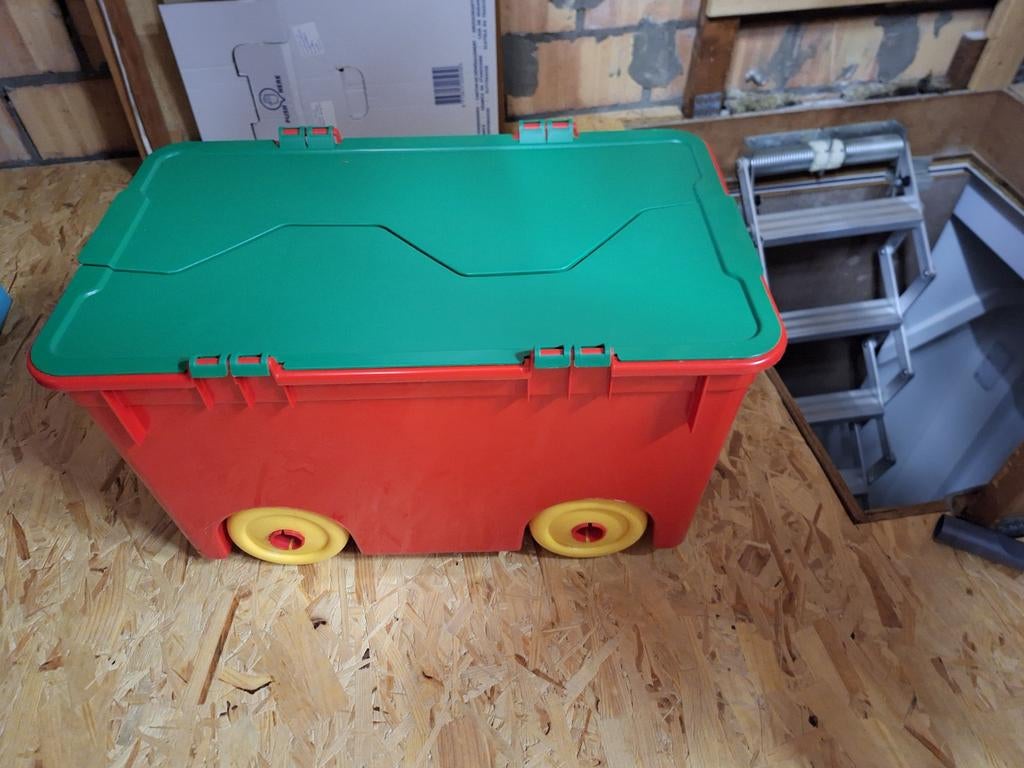 Opbergbox op wieltjes, Ophalen