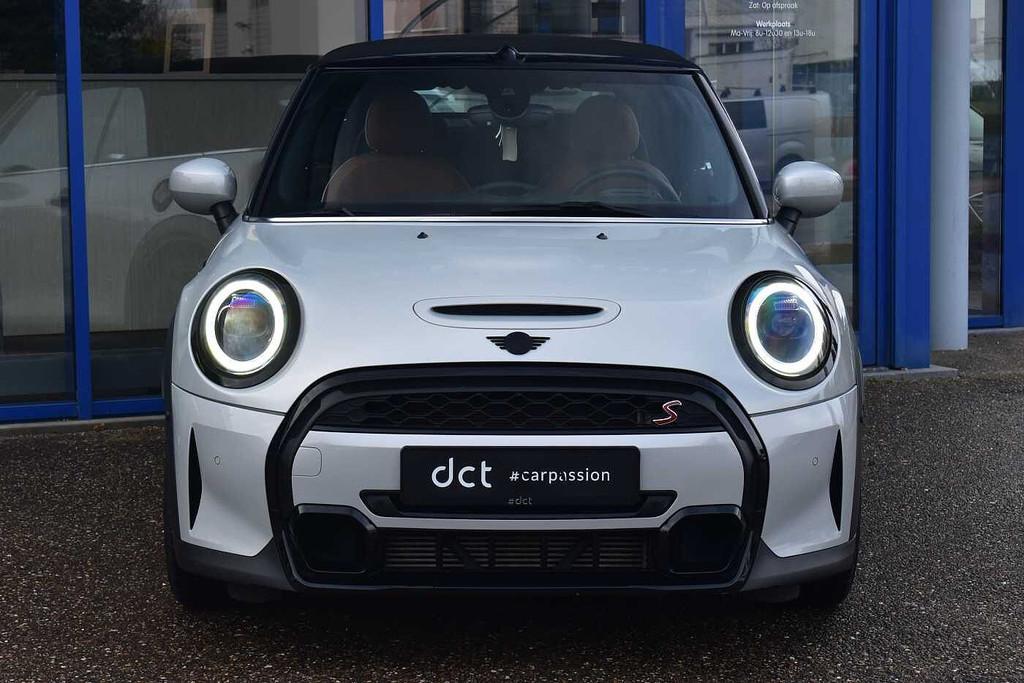 MINI Cabrio Cooper S Camera Adaptiv CC Shift paddles Chester, Auto's, Automaat, Gebruikt, Euro 6, 4 cilinders