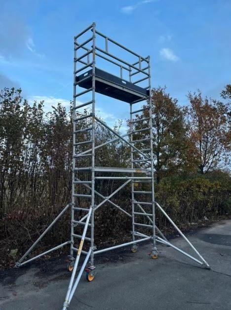 Alu Instant Span rolsteiger 75cm x 190cm x 6,00m werkhoogte, Doe-het-zelf en Bouw, Ophalen, Zo goed als nieuw