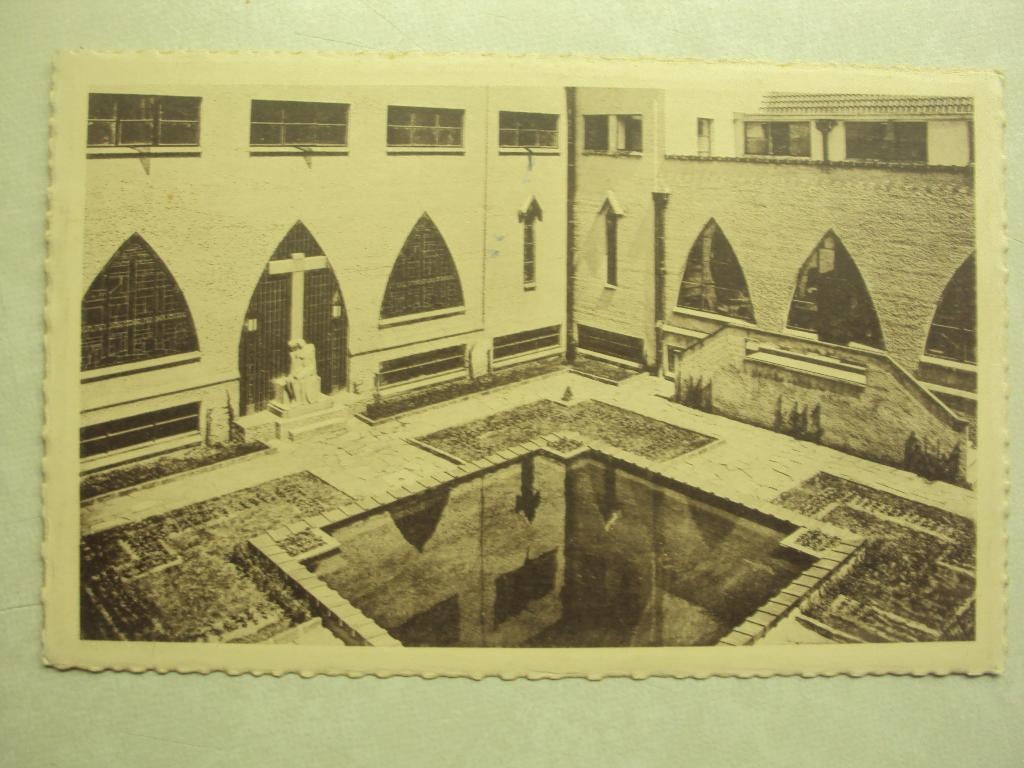 55456 - ABBAYE  N-D DE CLAIREFONTAINE - COUR DU CLOITRE, Verzenden