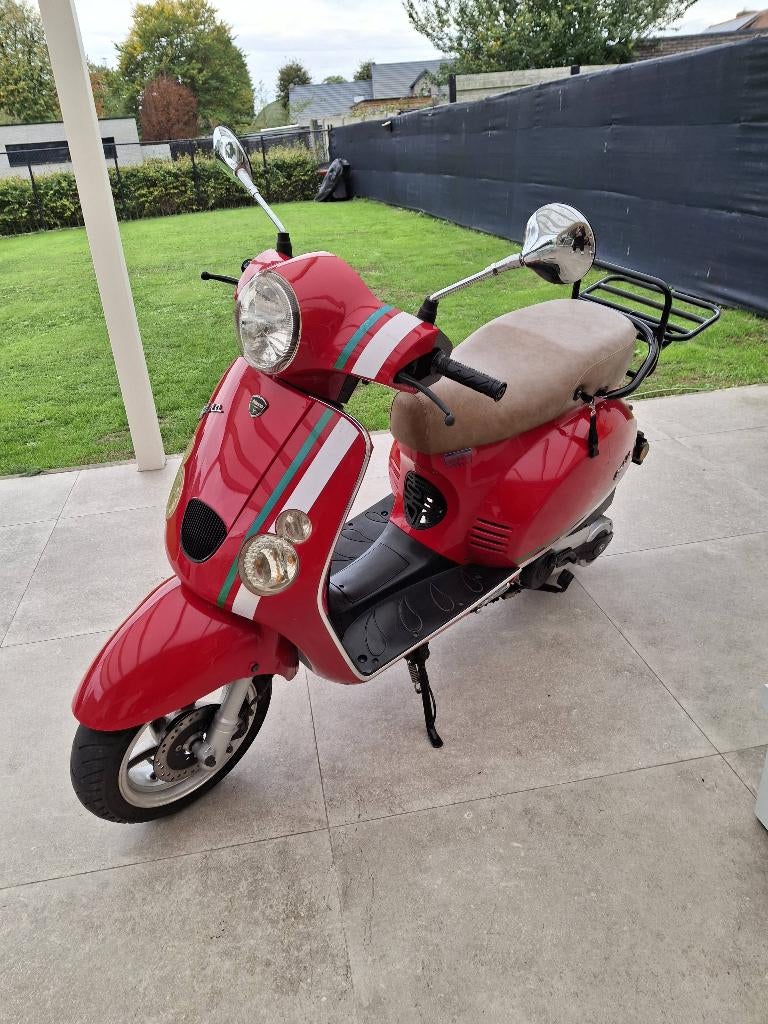 Neco 125cc, Vélos & Vélomoteurs, Autres marques, Enlèvement, Utilisé, Essence