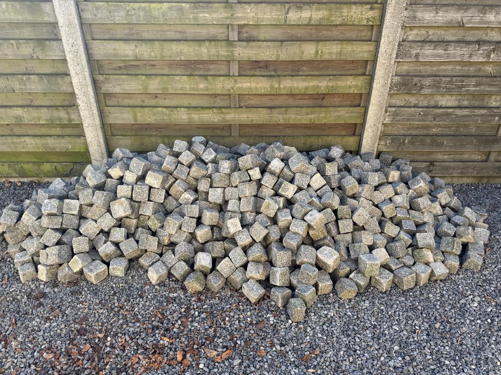 Kleine granieten kasseien, Ophalen, Gebruikt, Grijs, Graniet