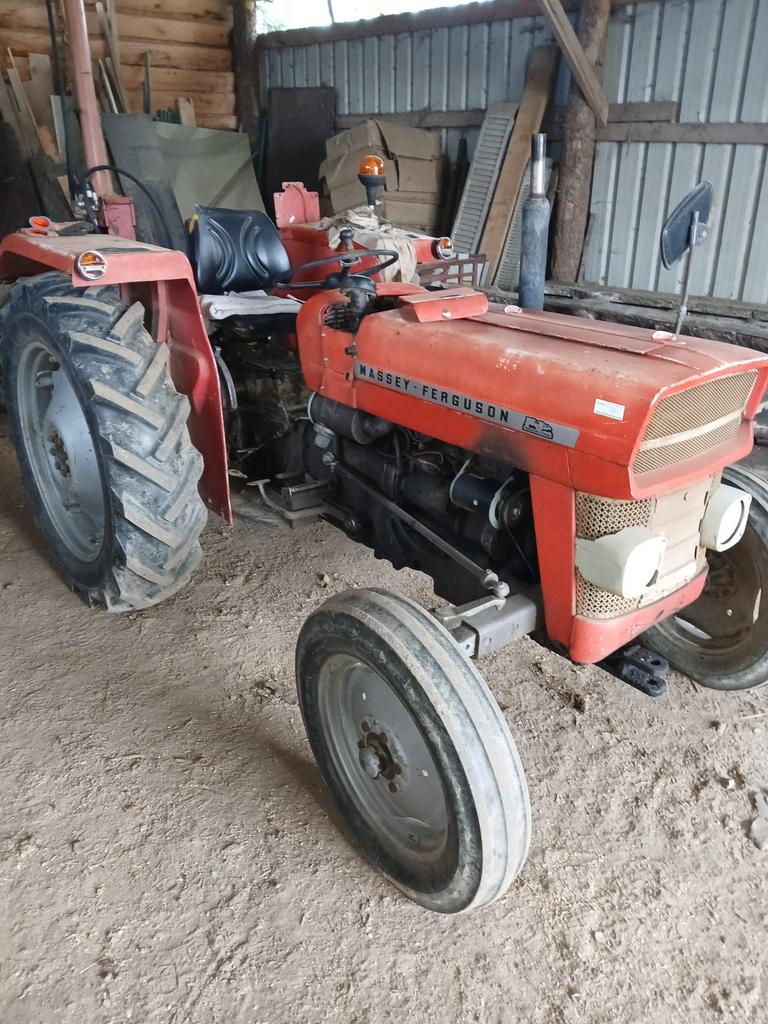 Tracteur Massey-Ferguson, Articles professionnels, Agriculture | Tracteurs, Enlèvement, Massey Ferguson