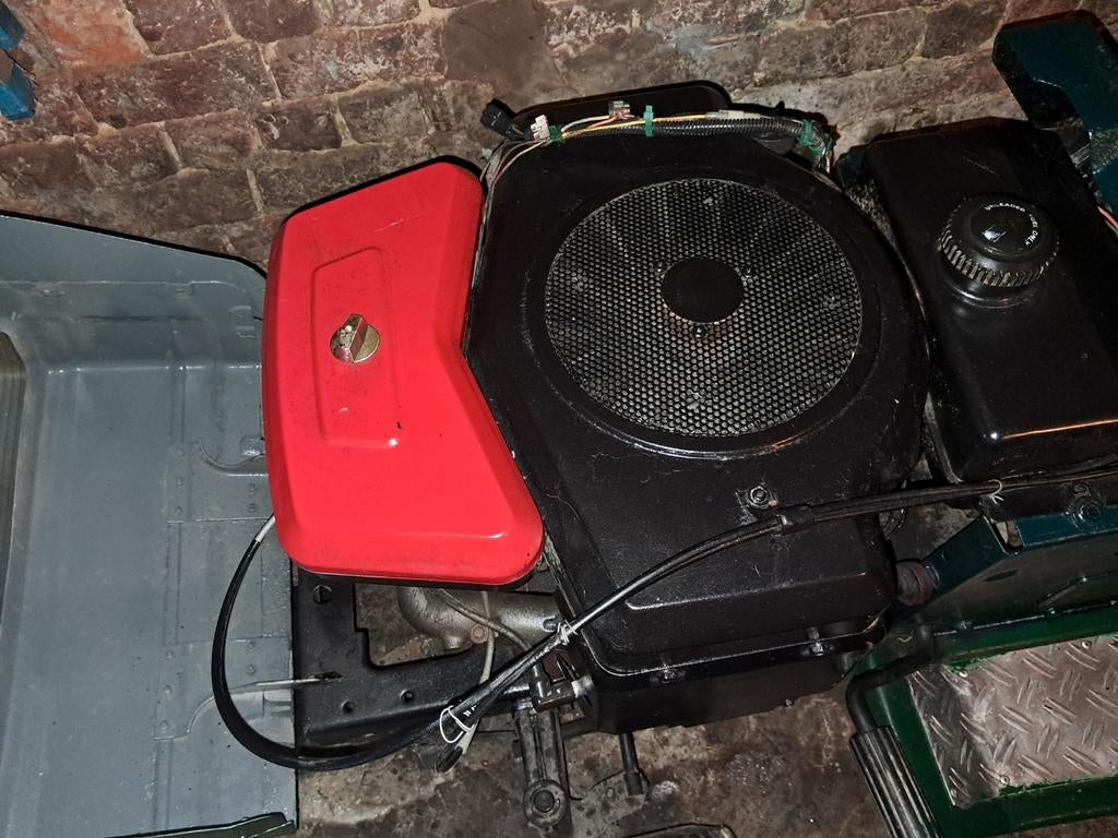 Tondeuse autoportée 2 cylindres Rally Plus de 14,5 ch sans p, Jardin & Terrasse, Tondeuses autoportées, Enlèvement