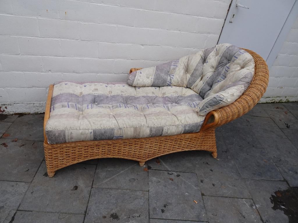 CANAPÉ-LIT VINTAGE EN BAMBOU ET ROTIN, Enlèvement, Utilisé, VINTAGE, Une personne