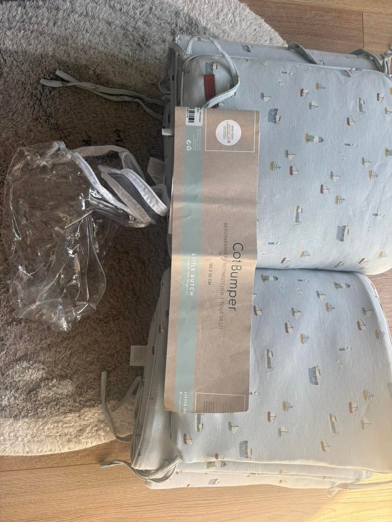 Bedomrander, Kinderen en Baby's, Kinderkamer | Beddengoed, Ophalen, Overige typen, Zo goed als nieuw, Jongetje of Meisje