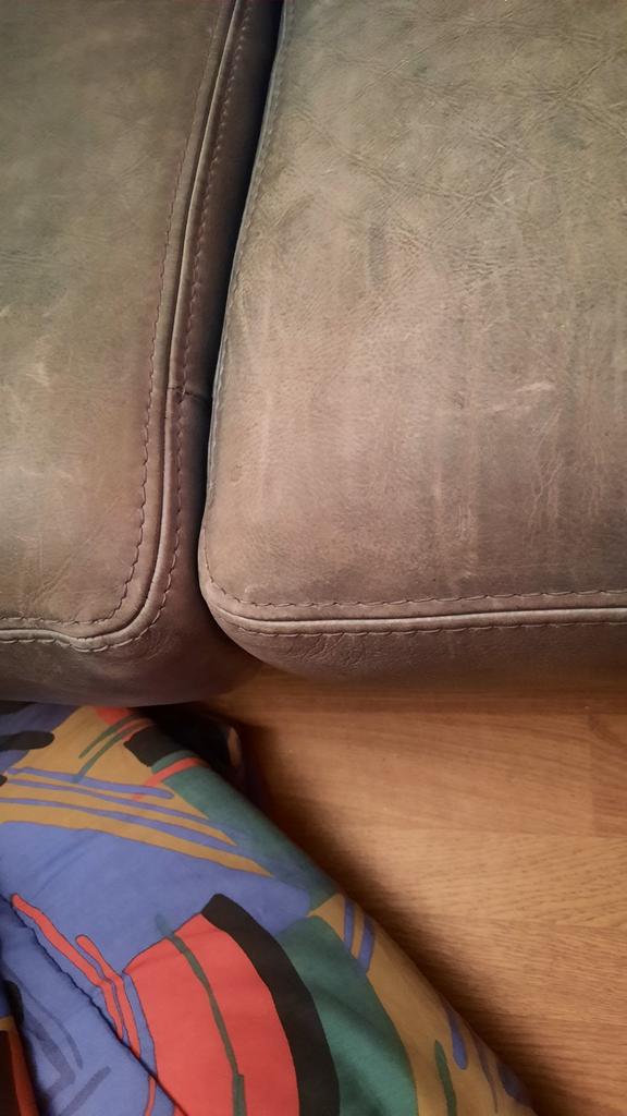 Petrolblauwe nubuck lounge, Ophalen