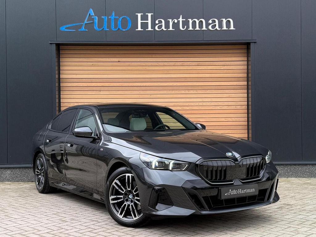 BMW 520 5-serie 520i M-Sport PANO|HEAD-UP|HARMANKARDON|ACC|S, Autos, BMW, Entreprise, Série 5, ABS, Phares directionnels, Régulateur de distance