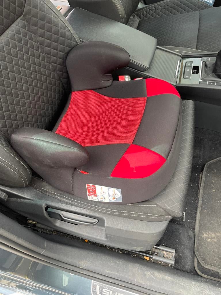 Autostoel verhoging  voor kinderen, Kinderen en Baby's, Autostoeltjes, Zo goed als nieuw, Overige merken, 15 t/m 36 kg, Autogordel