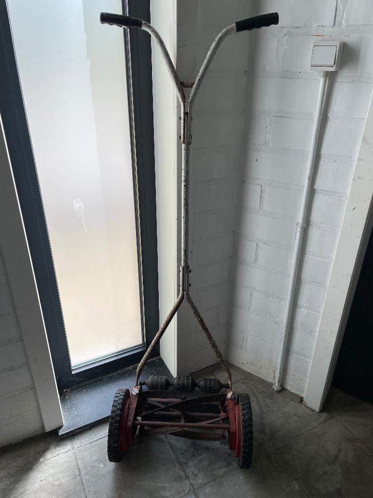 Handgrasmaaier, Tuin en Terras, Ophalen, Gebruikt, 30 t/m 39 cm, Handgrasmaaier