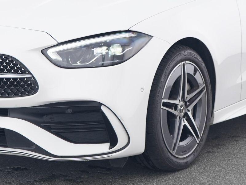 Mercedes-Benz C-klasse 180 Berline AMG Line | Panoramisch Da, Autos, Mercedes-Benz, 1800 kg, 4 portes, Entreprise, Noir