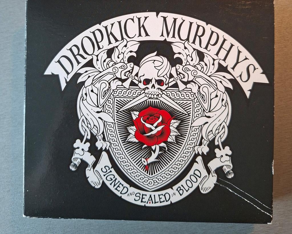 Cd. Dropkick Murphys. Signed and sealed in blood (Digipack)., Ophalen of Verzenden