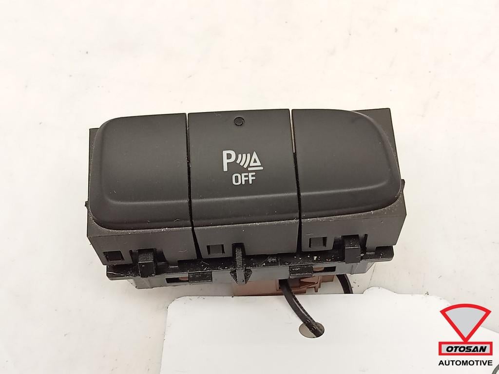 Interrupteur PDC Opel Corsa F 2019+ 035481201, Opel Automobile GmbH, Opel, Bahnhofsplatz 1
65423  Russelsheim am Main, DE, Kontakt@opel-infoservice.de