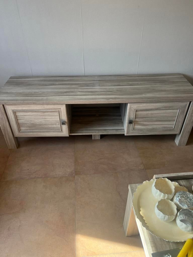 Meuble TV et table basse, Enlèvement