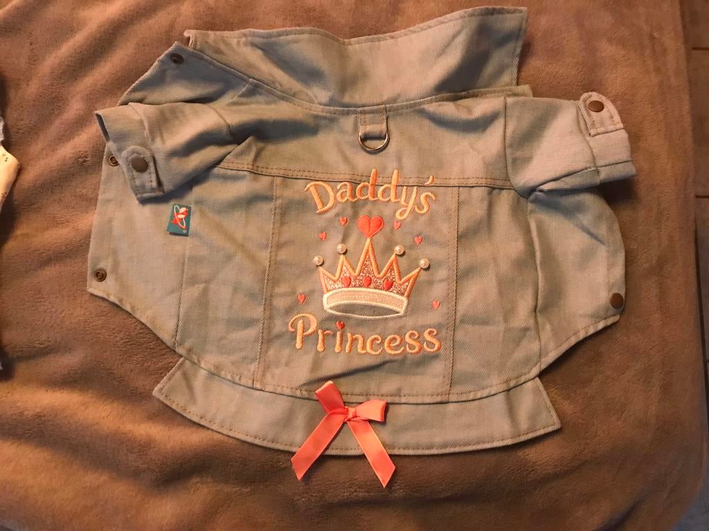 Chiwawa teefje kledij, Ophalen