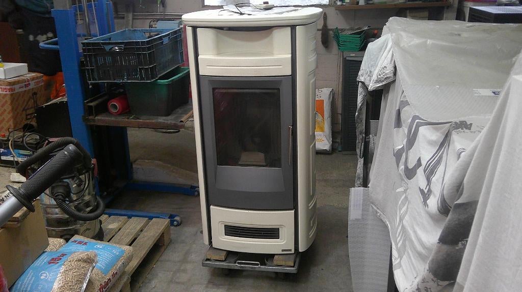 poele à pellets à vendre, Enlèvement, Utilisé