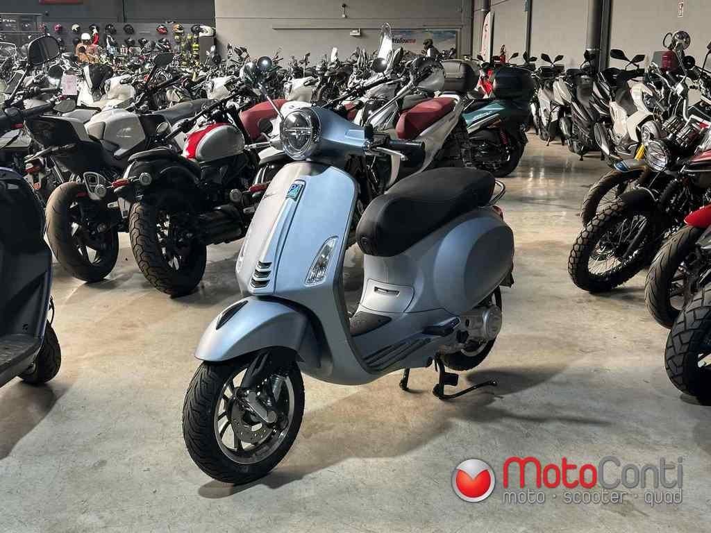 Vespa Primavera S 50 2026 [8 km], Fietsen en Brommers, Scooters | Vespa, Ophalen, Overige modellen, Nieuw, Klasse B (45 km/u)