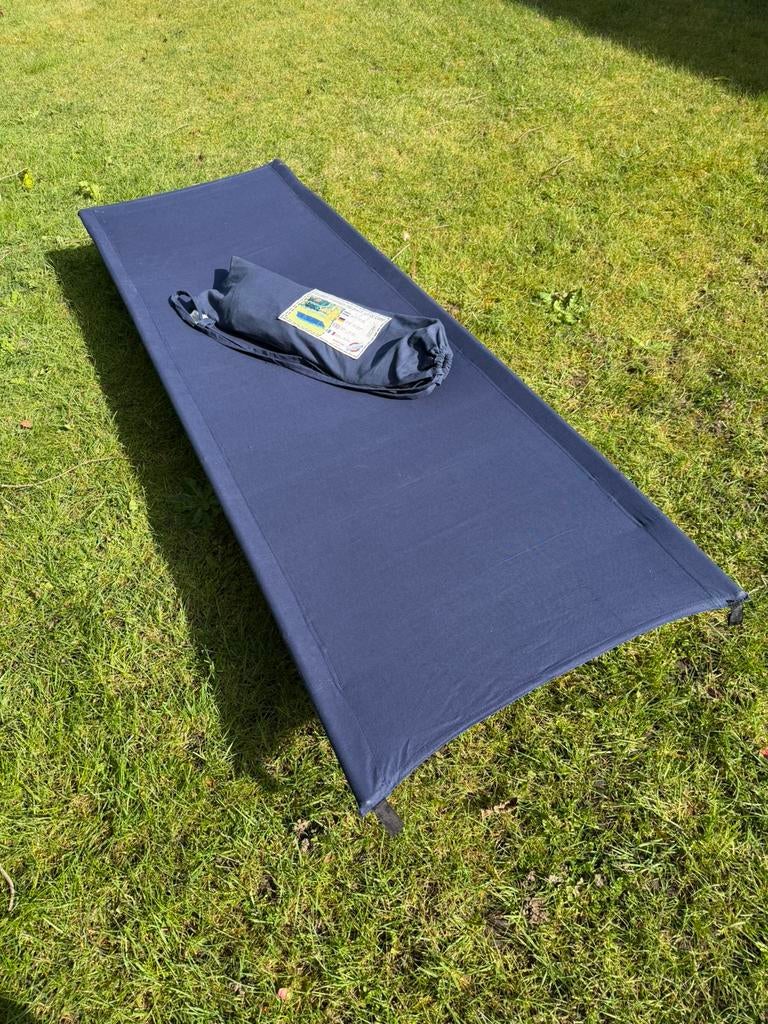 Veldbedden blauw, Caravans en Kamperen, Slaapmatten, Ophalen, Zo goed als nieuw, 1-persoons