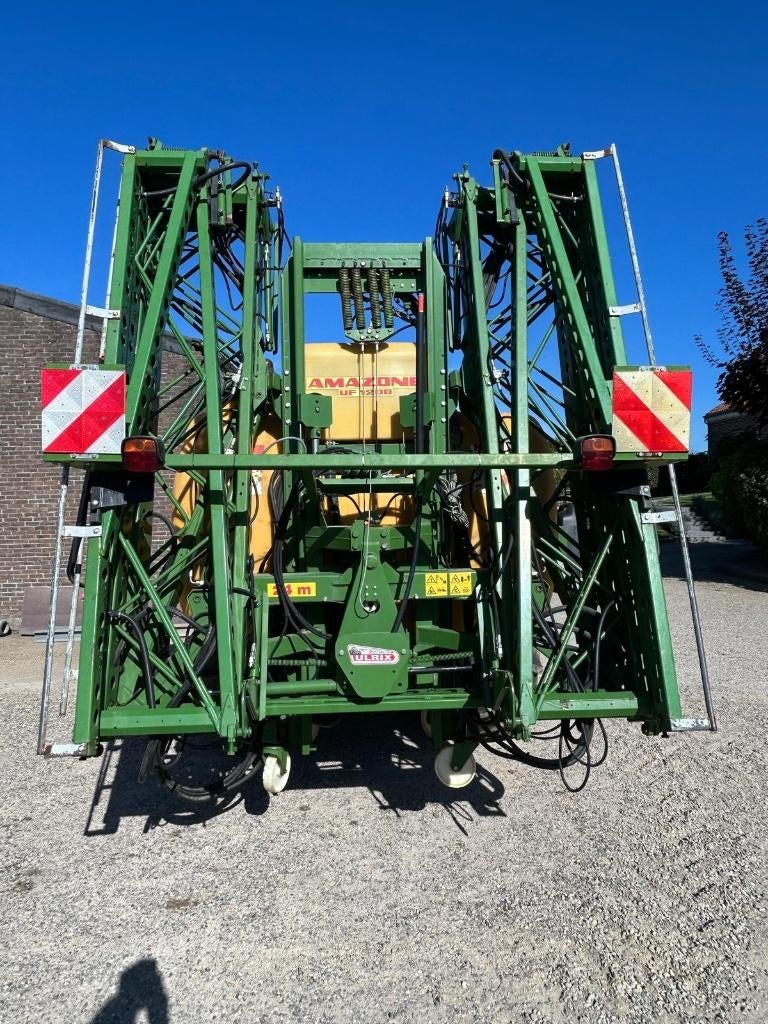 Pulvérisateur Amazone UF1200 24 mètres, Enlèvement, Protection des cultures et Fertilisation