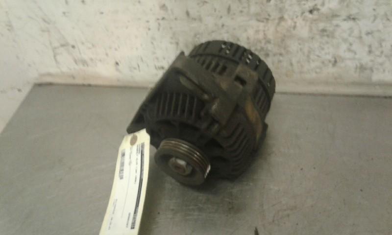 ALTERNATEUR Renault Clio (B / C57 / 357 / 557 / 577), Autos : Pièces & Accessoires, Utilisé, Renault