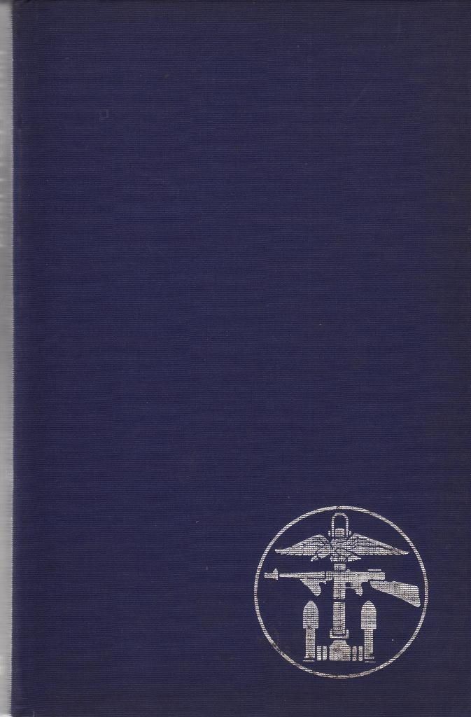 Zij kwamen bij het ochtendgloren - Brian Callison, Ophalen of Verzenden, Tweede Wereldoorlog, Gelezen, Algemeen