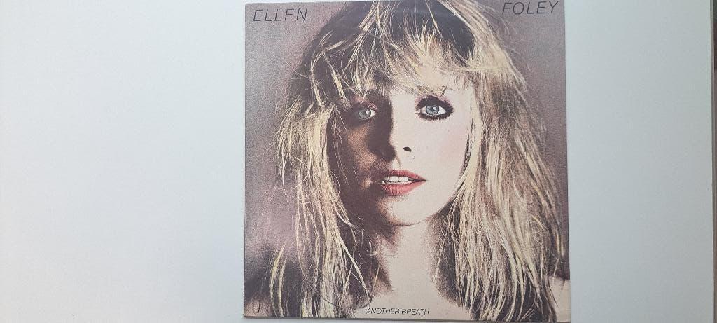 Par ELLEN FOLEY, Enlèvement ou Envoi, Comme neuf